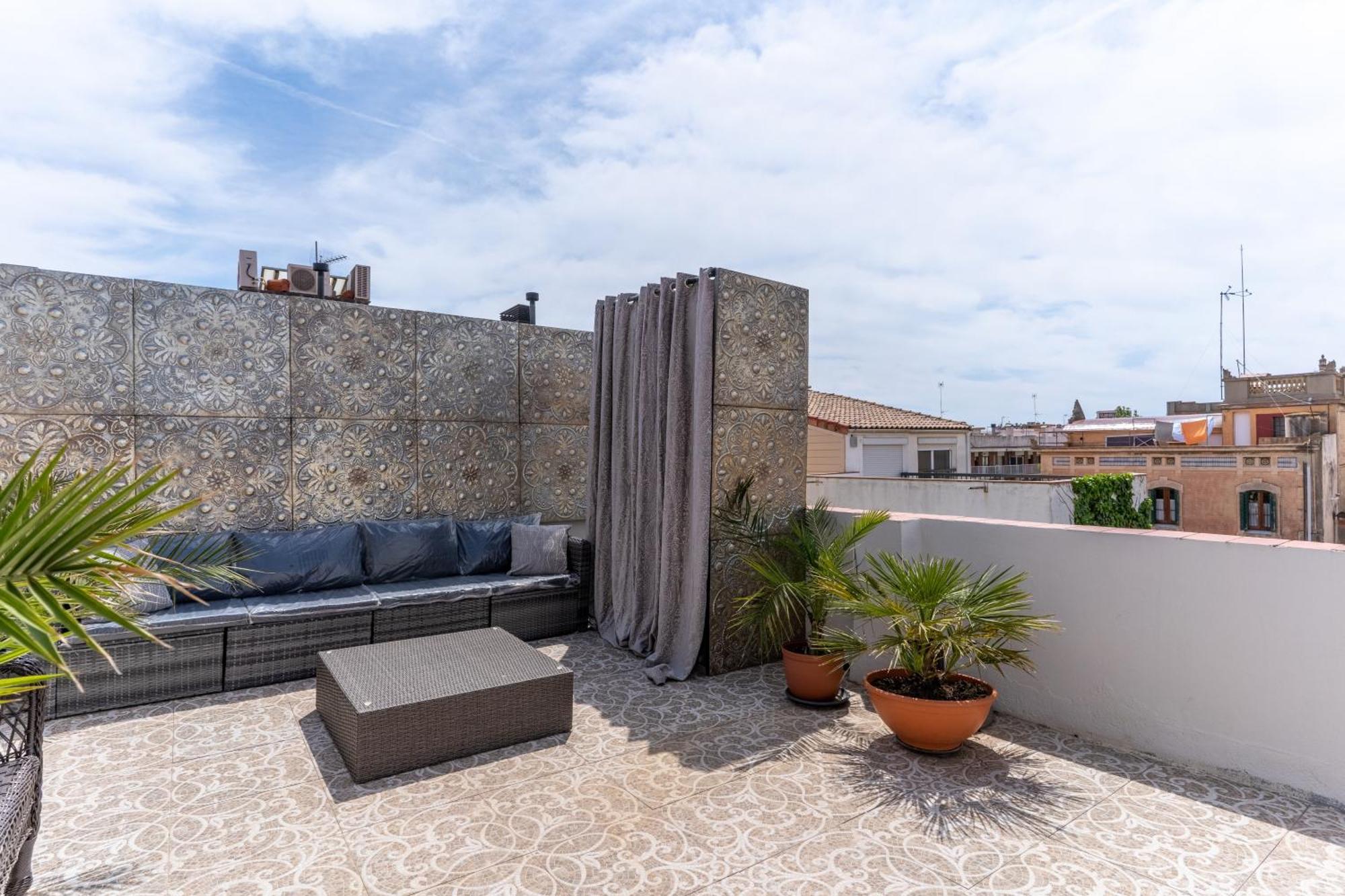 Aparthotel El Petit Palauet Canet De Mar Esterno foto