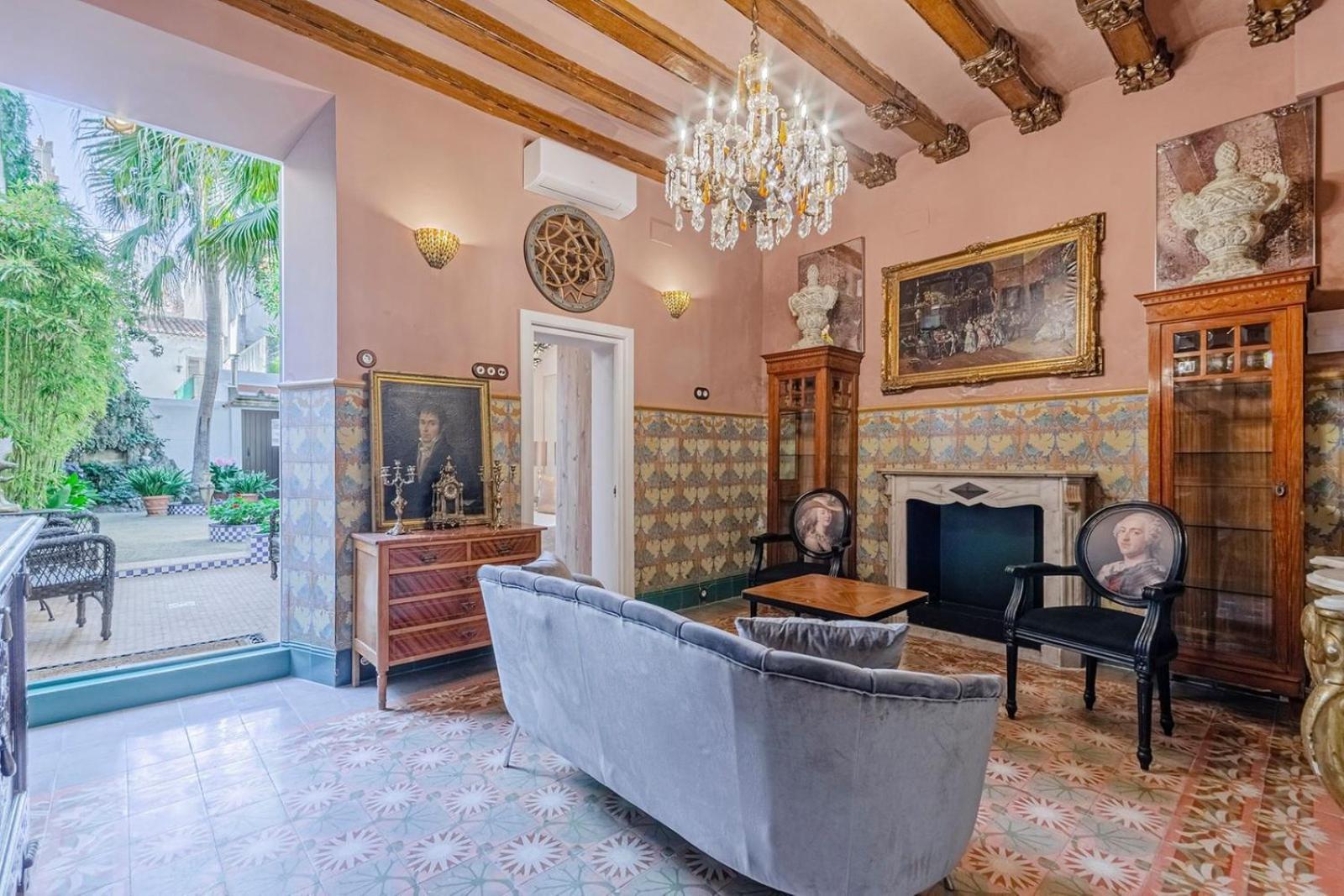 Aparthotel El Petit Palauet Canet De Mar Esterno foto