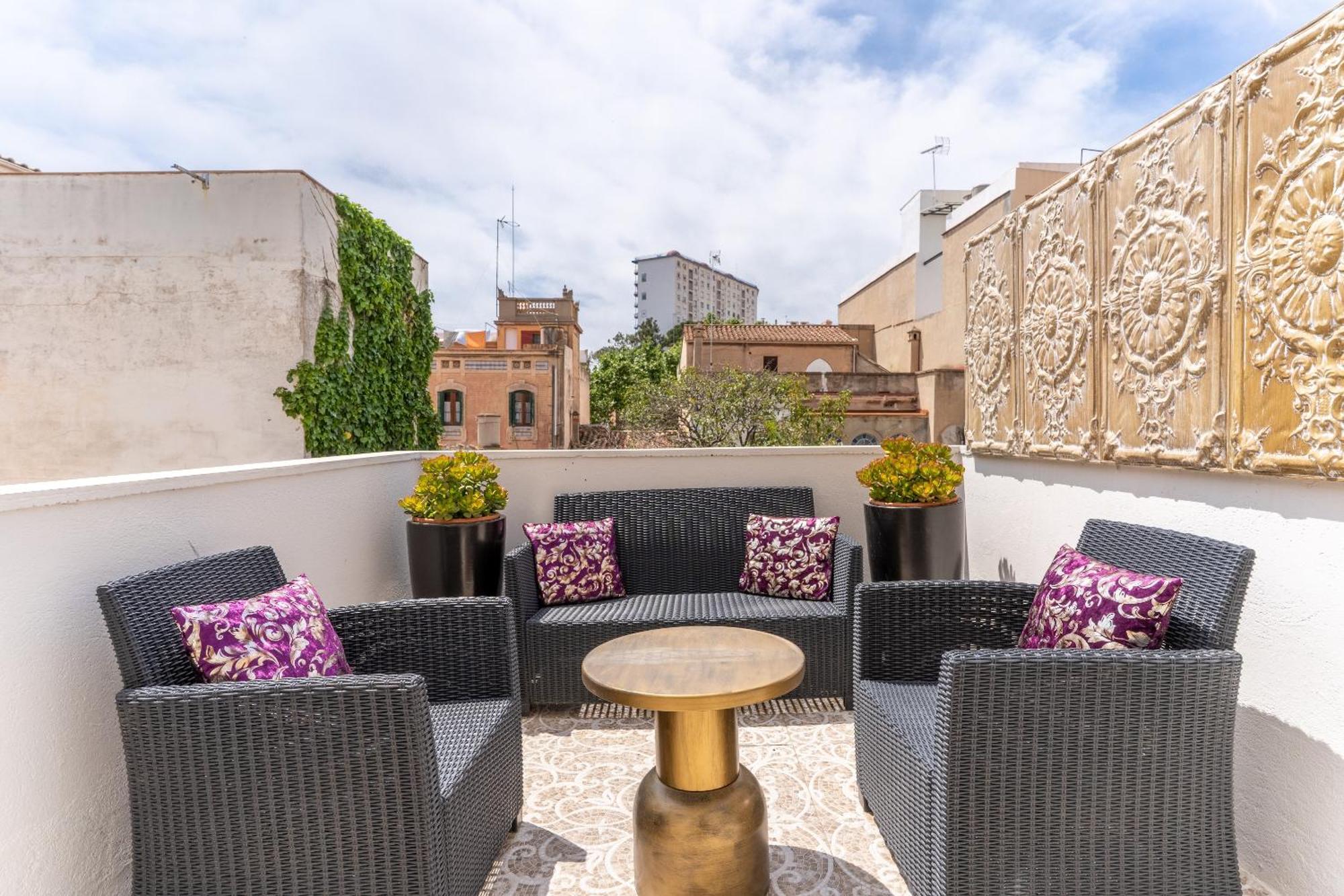 Aparthotel El Petit Palauet Canet De Mar Esterno foto