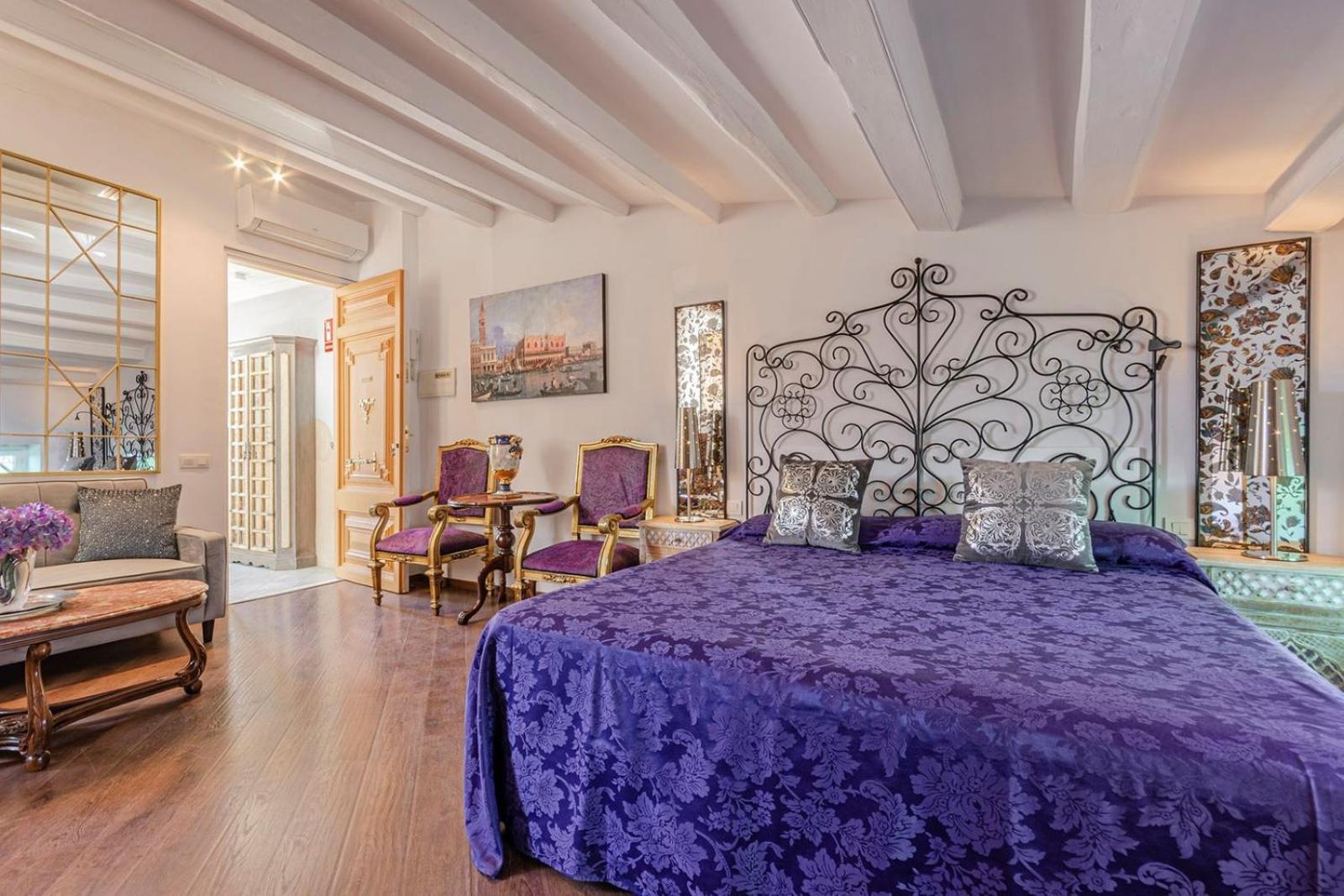 Aparthotel El Petit Palauet Canet De Mar Esterno foto