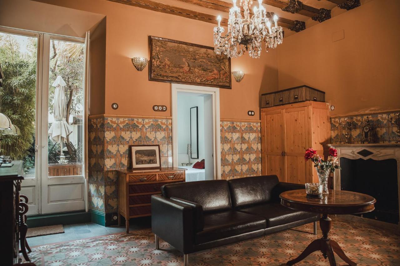 Aparthotel El Petit Palauet Canet De Mar Esterno foto